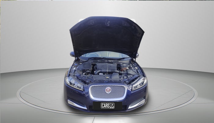 2015 Jaguar XF 2.2 DIESEL LUXURY, Diesel, Automatic, 57,159 km, Open Bonet