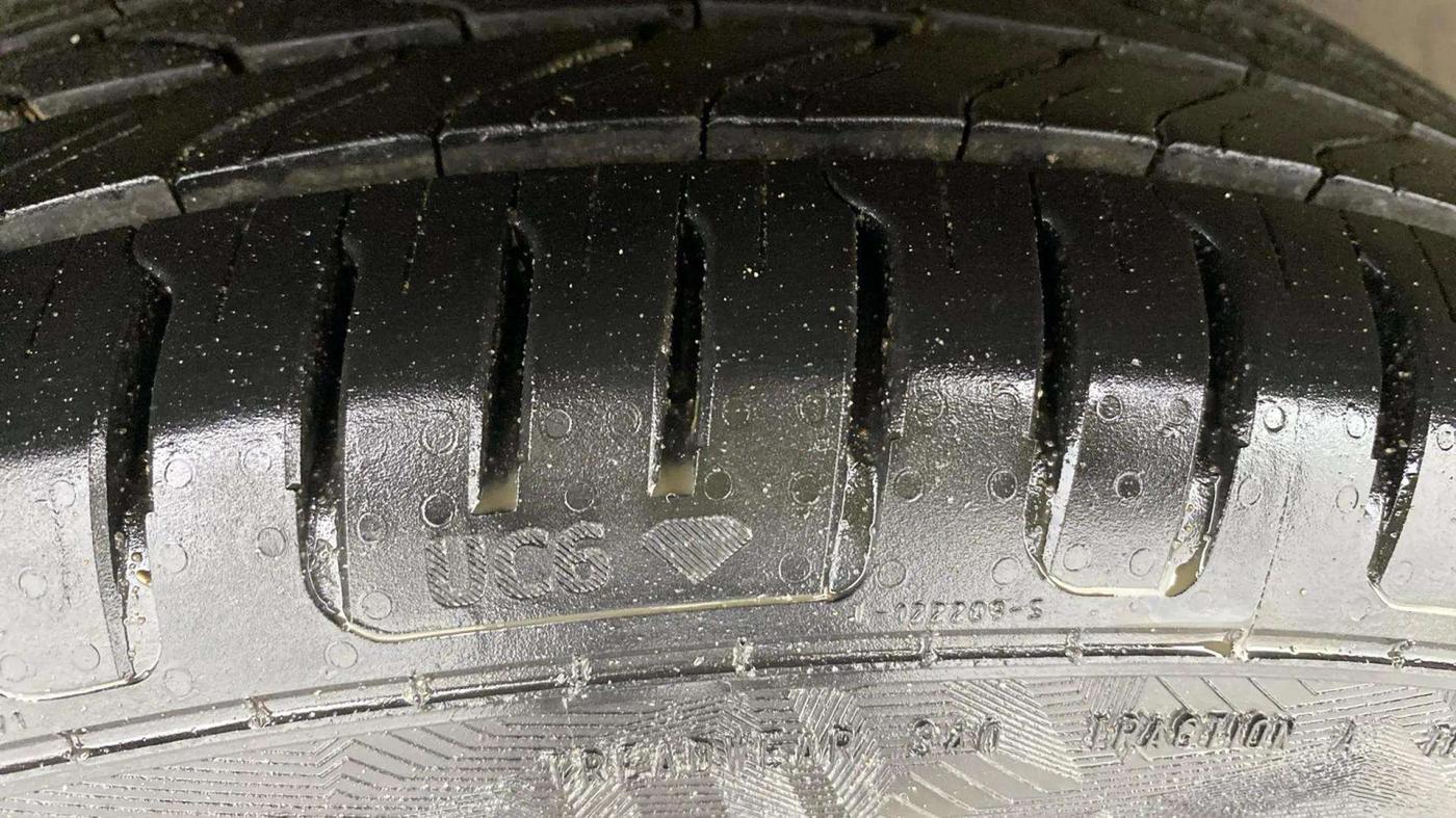 2021 Maruti IGNIS ZETA 1.2, Petrol, Manual, 75,139 km, Right Rear Tyre Tread