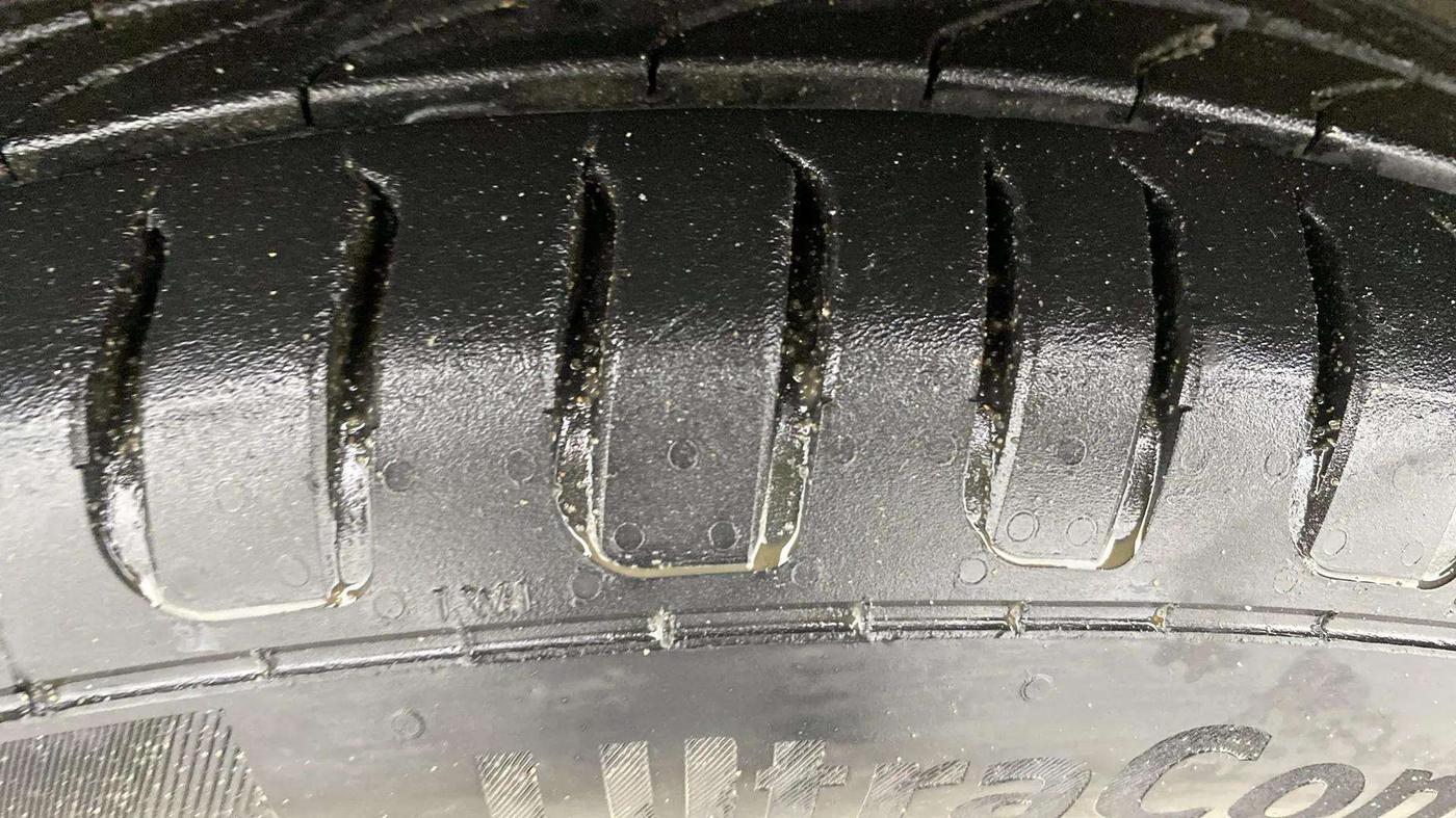 2021 Maruti IGNIS ZETA 1.2, Petrol, Manual, 75,139 km, Left Front Tyre Tread