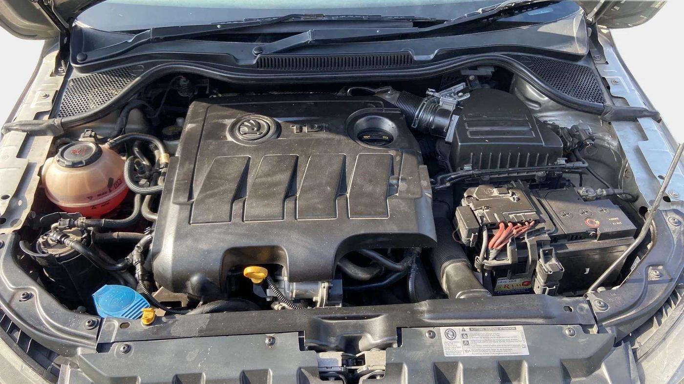 2019 Skoda Rapid STYLE 1.5 TDI AT, Diesel, Automatic, 1,00,596 km, Open Bonet