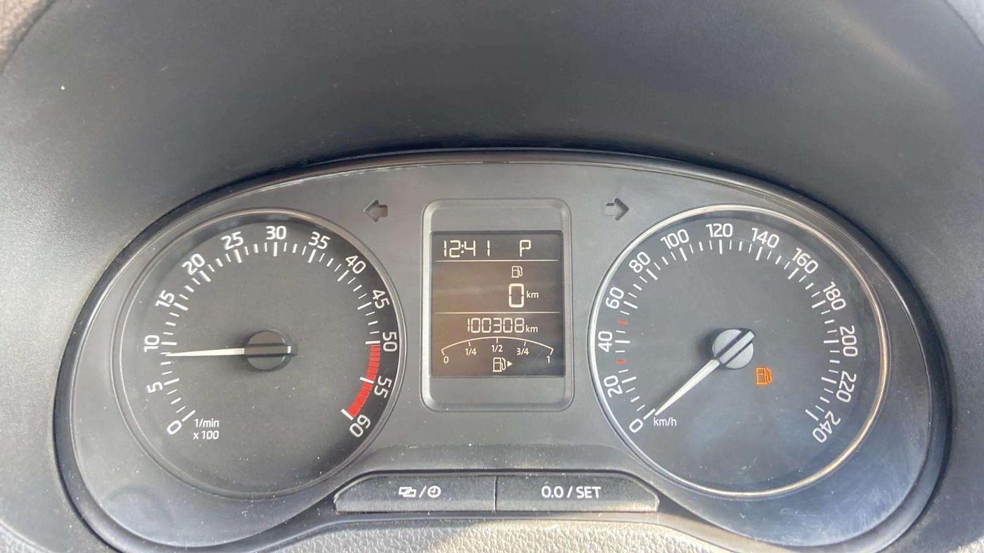 2019 Skoda Rapid STYLE 1.5 TDI AT, Diesel, Automatic, 1,00,596 km, Odometer Image