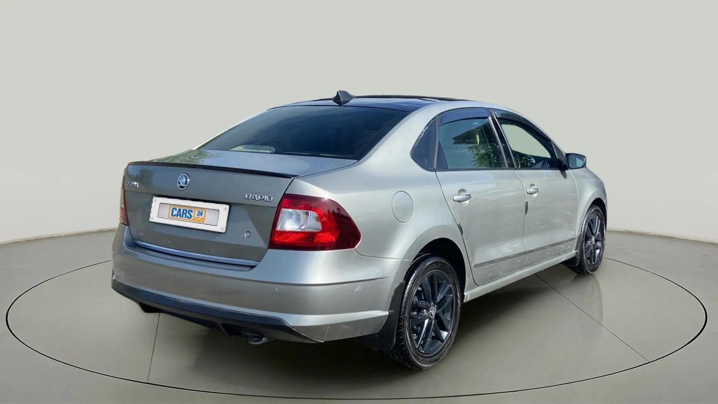 2019 Skoda Rapid STYLE 1.5 TDI AT, Diesel, Automatic, 1,00,596 km, Right Back Diagonal