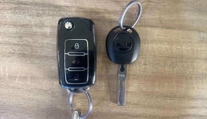 2019 Skoda Rapid STYLE 1.5 TDI AT, Diesel, Automatic, 1,00,299 km, Key Close Up