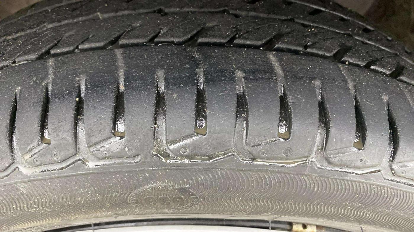 2016 Maruti Wagon R 1.0 VXI, Petrol, Manual, 41,309 km, Left Front Tyre Tread