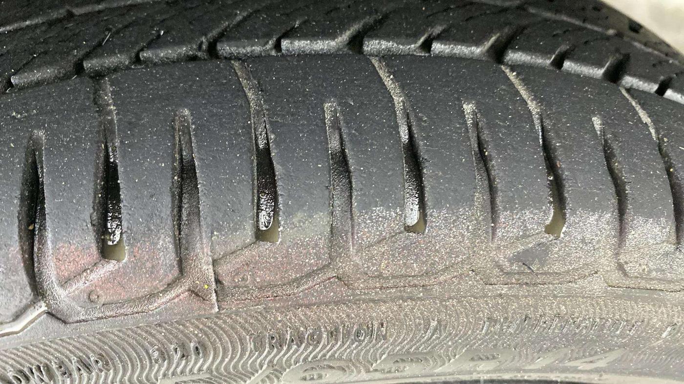 2016 Maruti Wagon R 1.0 VXI, Petrol, Manual, 41,309 km, Right Front Tyre Tread