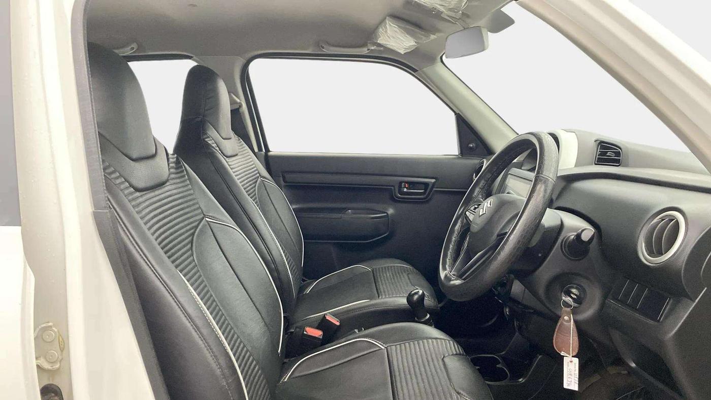 2021 Maruti S PRESSO VXI+, Petrol, Manual, 27,117 km, Right Side Front Door Cabin