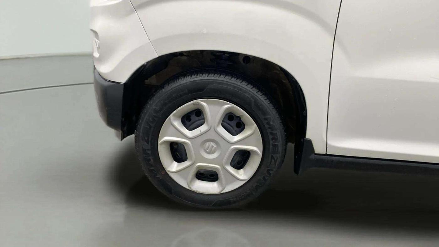 2021 Maruti S PRESSO VXI+, Petrol, Manual, 27,117 km, Left Front Wheel