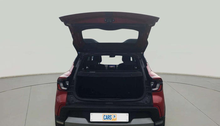 2022 Renault Kiger RXT (O) AMT DUAL TONE, Petrol, Automatic, 35,608 km, Boot Open Zoomed View