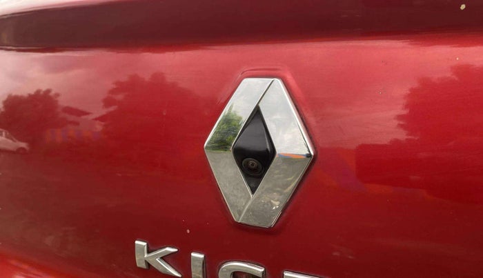 2022 Renault Kiger RXT (O) AMT DUAL TONE, Petrol, Automatic, 35,608 km, Parking Camera