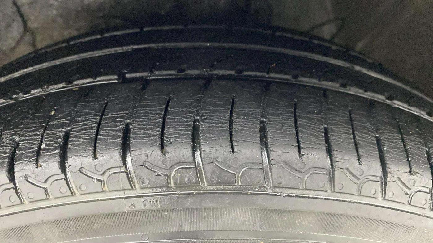 2021 Hyundai NEW SANTRO SPORTZ AMT, Petrol, Automatic, 56,265 km, Left Front Tyre Tread