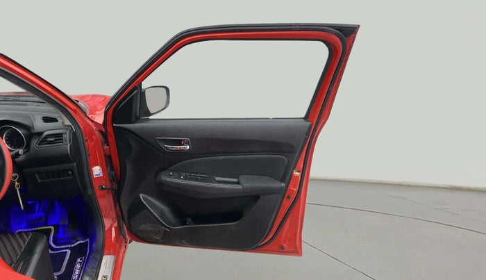 2019 Maruti Swift VDI AMT, Diesel, Automatic, 36,863 km, RHS Front Door