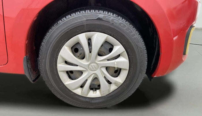 2019 Maruti Swift VDI AMT, Diesel, Automatic, 36,863 km, Right Front Wheel