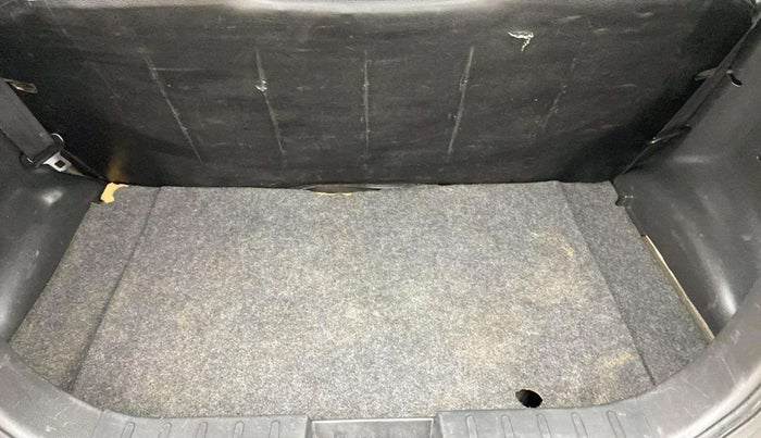 2016 Maruti Alto 800 LXI, Petrol, Manual, 67,612 km, Boot Inside