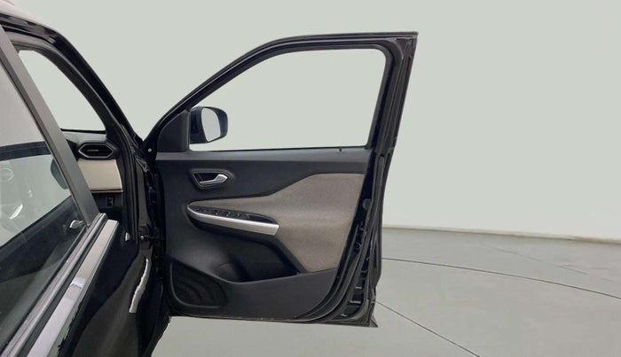 2022 Nissan MAGNITE XV MT, Petrol, Manual, 39,254 km, RHS Front Door