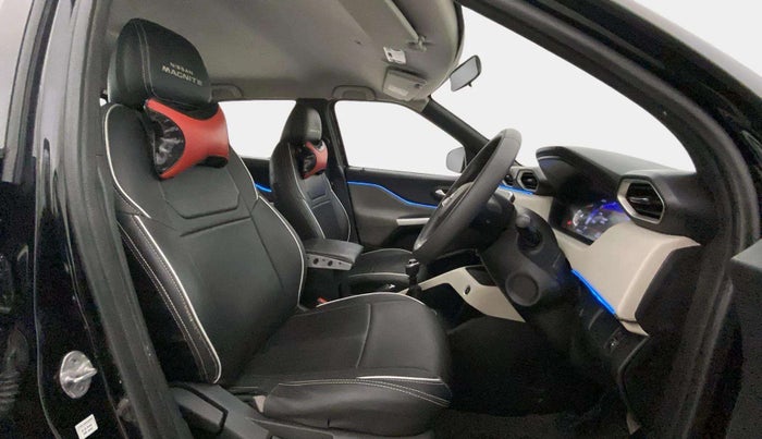 2022 Nissan MAGNITE XV MT, Petrol, Manual, 39,254 km, Right Side Front Door Cabin