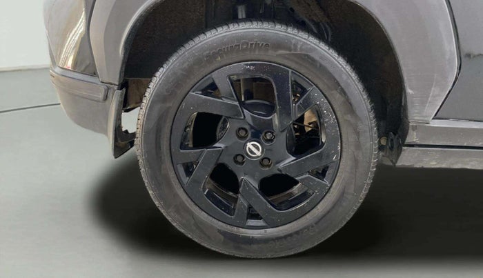 2022 Nissan MAGNITE XV MT, Petrol, Manual, 39,254 km, Right Rear Wheel