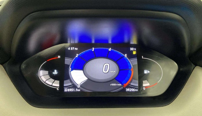 2022 Nissan MAGNITE XV MT, Petrol, Manual, 39,254 km, Odometer Image