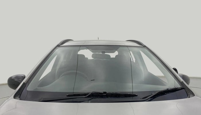 2016 Maruti S Cross DELTA 1.3, Diesel, Manual, 68,117 km, Front Windshield