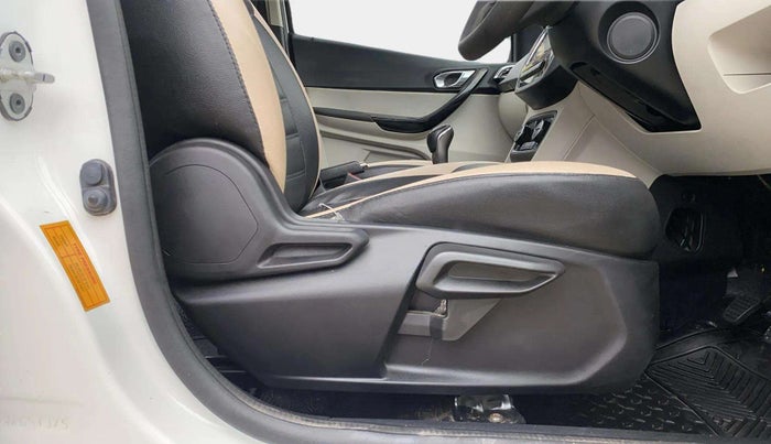 2022 Tata TIGOR XZ PLUS CNG, CNG, Manual, 12,949 km, Driver Side Adjustment Panel