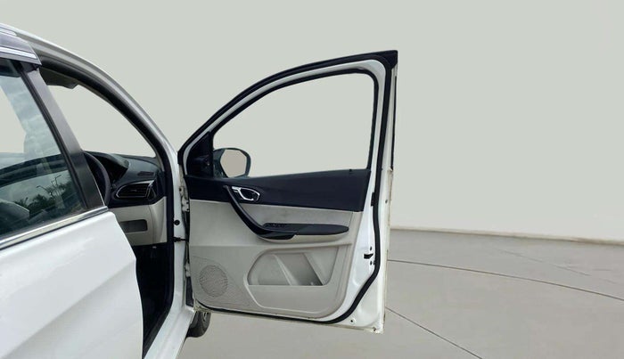 2022 Tata TIGOR XZ PLUS CNG, CNG, Manual, 12,949 km, RHS Front Door