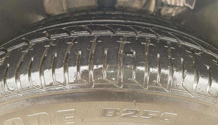 2022 Tata TIGOR XZ PLUS CNG, CNG, Manual, 12,949 km, Right Front Tyre Tread