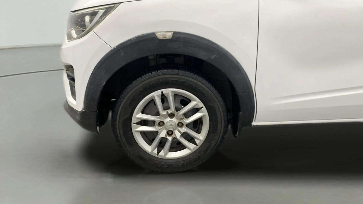 2020 Renault TRIBER RXL MT, Petrol, Manual, 59,256 km, Left Front Wheel