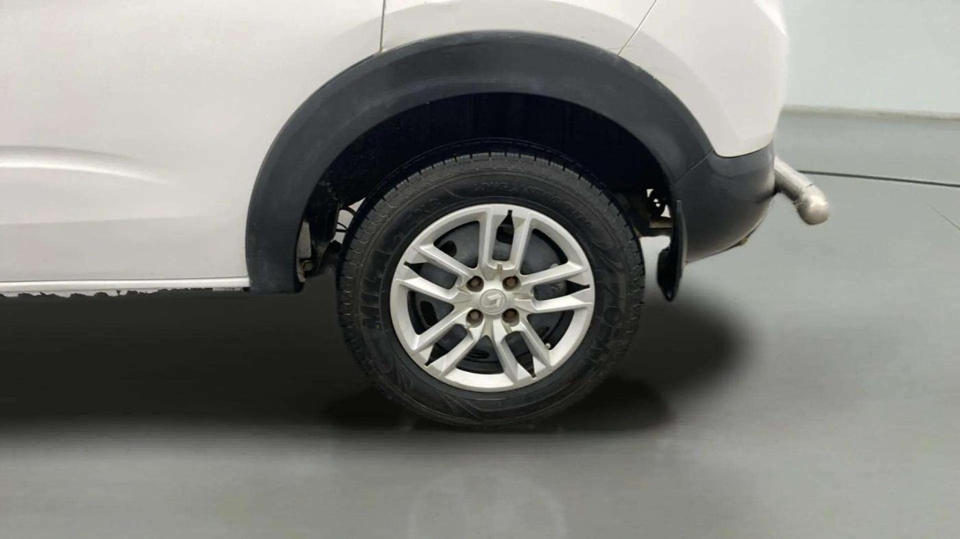 2020 Renault TRIBER RXL MT, Petrol, Manual, 59,256 km, Left Rear Wheel