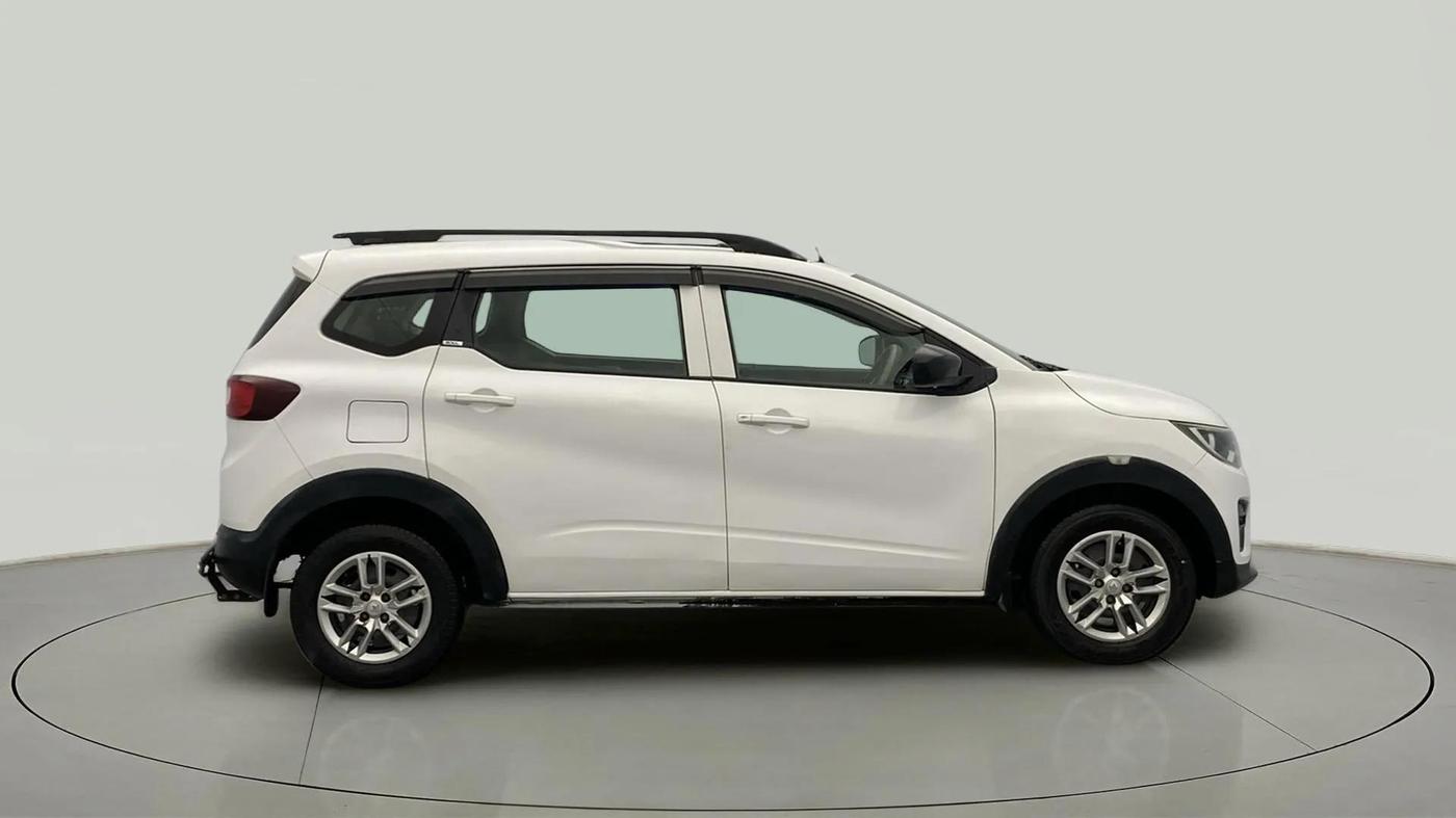 2020 Renault TRIBER RXL MT, Petrol, Manual, 59,256 km, Right Side View