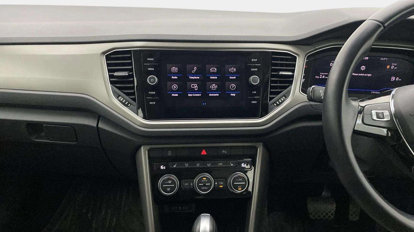 2021 Volkswagen T-ROC 1.5 TSI AT, Petrol, Automatic, 27,399 km, Air Conditioner