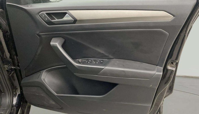 2021 Volkswagen T-ROC 1.5 TSI AT, Petrol, Automatic, 27,010 km, Driver Side Door Panels Control