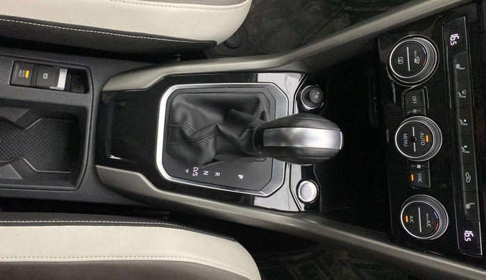 2021 Volkswagen T-ROC 1.5 TSI AT, Petrol, Automatic, 27,010 km, Gear Lever