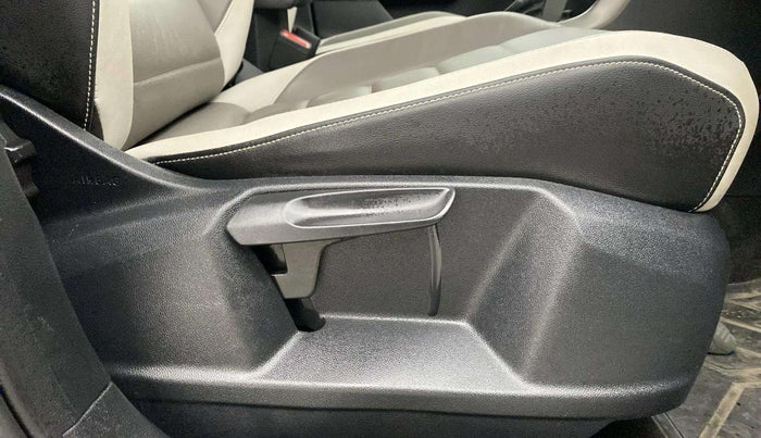 2021 Volkswagen T-ROC 1.5 TSI AT, Petrol, Automatic, 27,010 km, Driver Side Adjustment Panel
