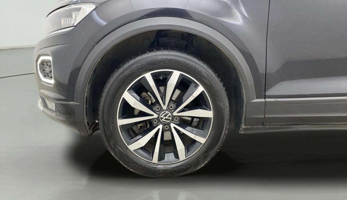 2021 Volkswagen T-ROC 1.5 TSI AT, Petrol, Automatic, 27,010 km, Left Front Wheel