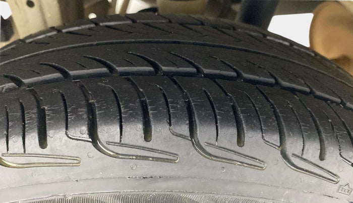 2017 Maruti Alto K10 VXI, Petrol, Manual, 54,483 km, Right Rear Tyre Tread