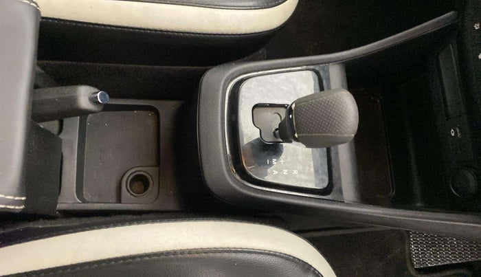2023 Tata PUNCH ACCOMPLISHED DAZZLE PACK AMT, Petrol, Automatic, 43,970 km, Gear Lever