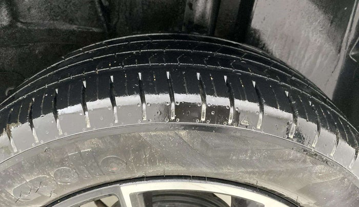 2023 Tata PUNCH ACCOMPLISHED DAZZLE PACK AMT, Petrol, Automatic, 43,970 km, Left Rear Tyre Tread