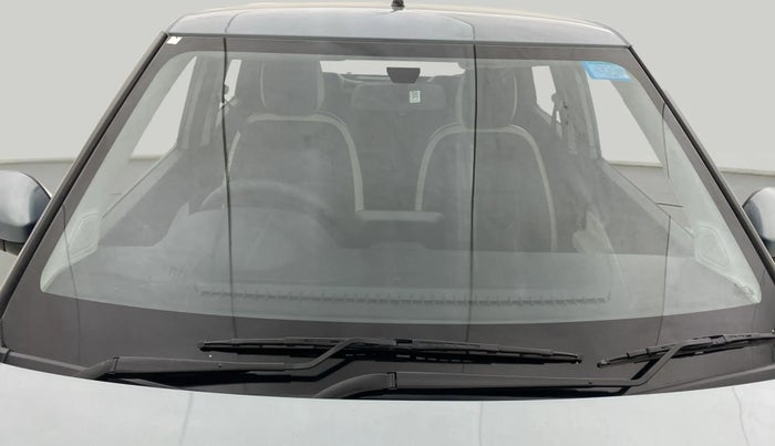 2023 Tata PUNCH ACCOMPLISHED DAZZLE PACK AMT, Petrol, Automatic, 43,970 km, Front Windshield