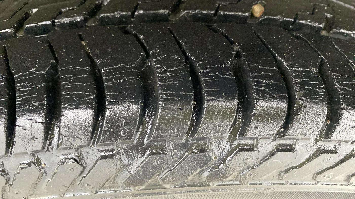 2018 Maruti Alto K10 VXI, Petrol, Manual, 45,830 km, Left Rear Tyre Tread