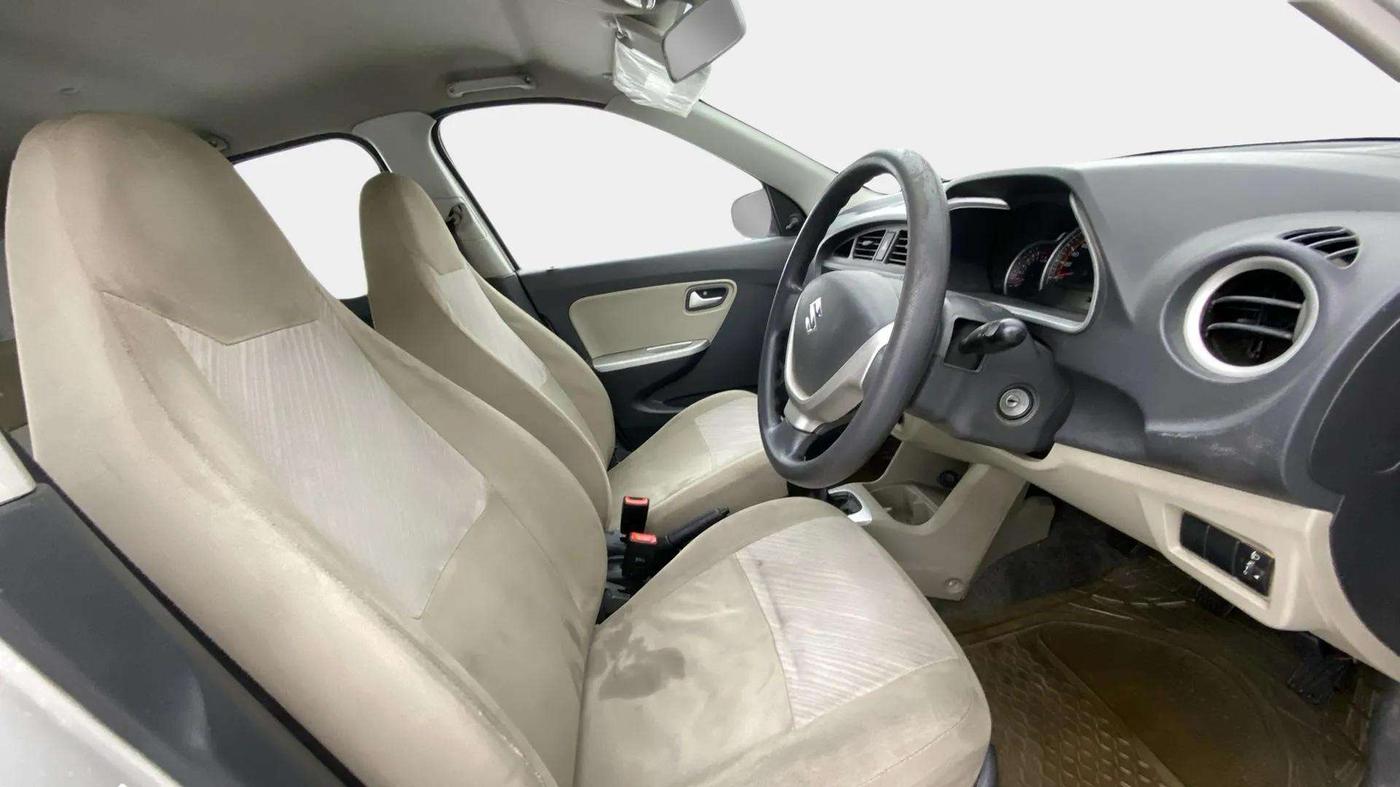 2018 Maruti Alto K10 VXI, Petrol, Manual, 45,830 km, Right Side Front Door Cabin