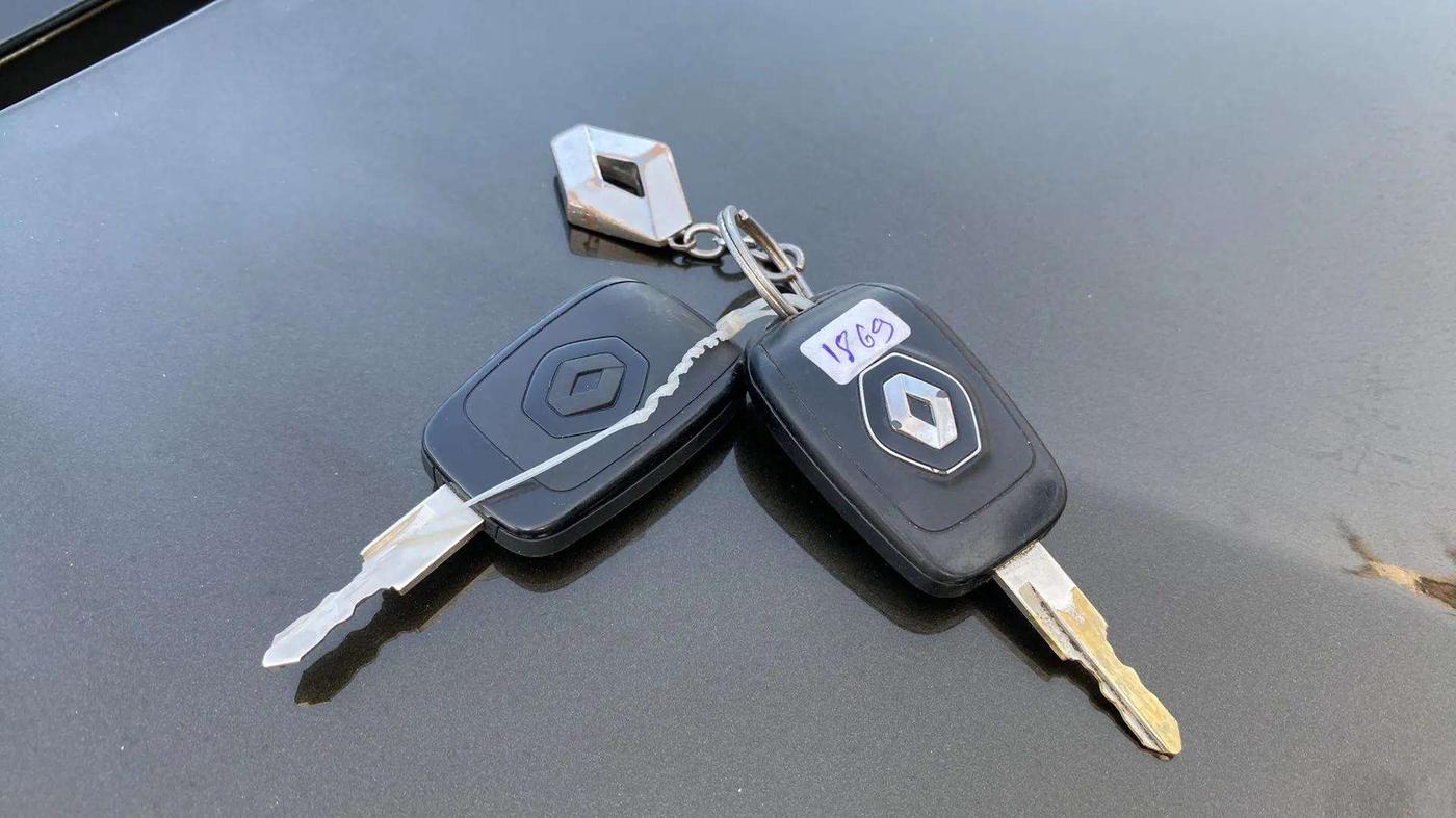 2021 Renault Kwid RXL, Petrol, Manual, 30,087 km, Key Close Up