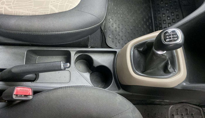 2014 Hyundai Grand i10 SPORTZ 1.2 KAPPA VTVT, Petrol, Manual, 56,404 km, Gear Lever