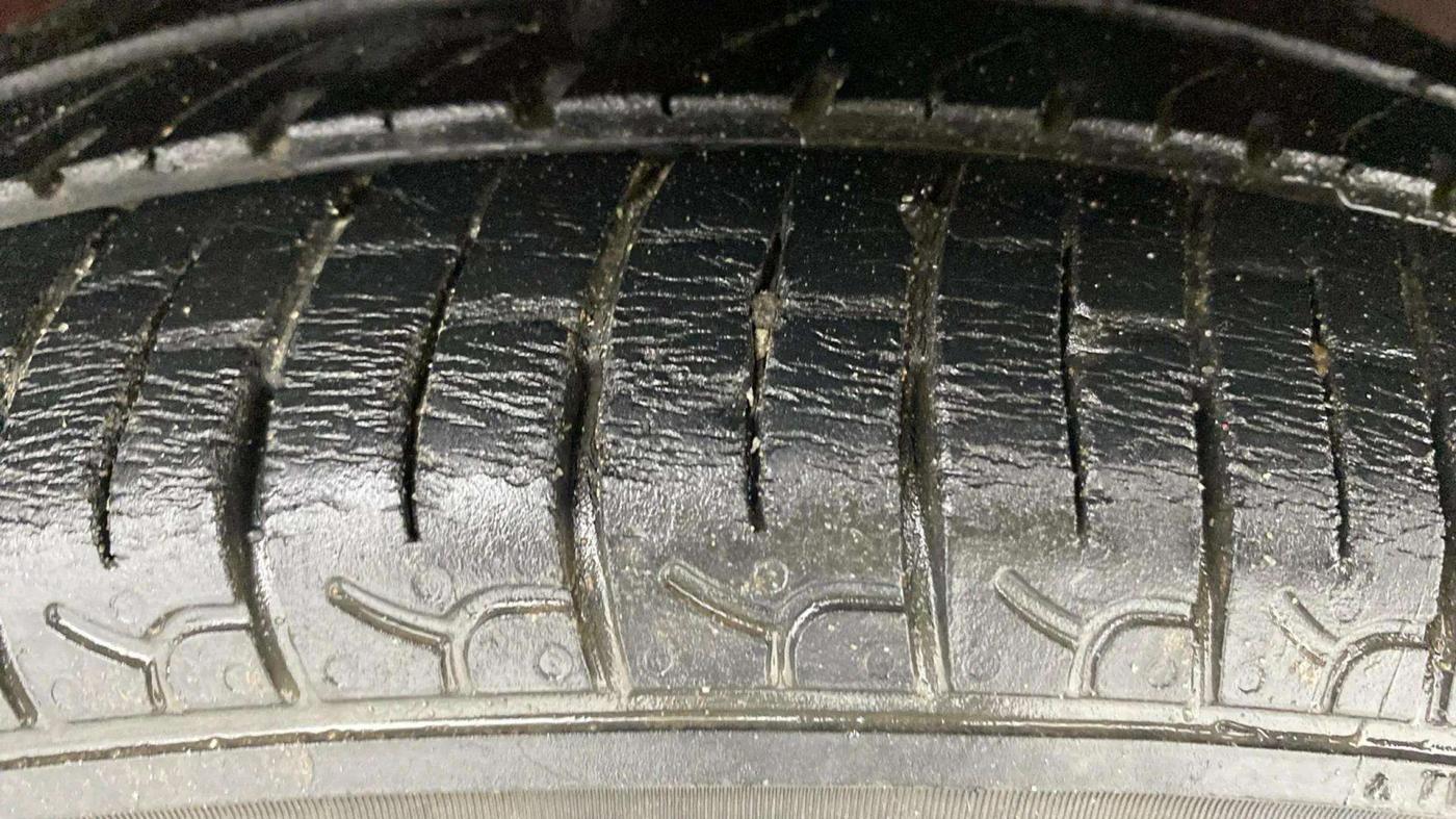 2022 Hyundai NEW SANTRO SPORTZ AMT, Petrol, Automatic, 18,744 km, Right Front Tyre Tread