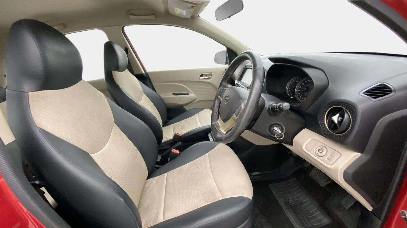 2022 Hyundai NEW SANTRO SPORTZ AMT, Petrol, Automatic, 18,744 km, Right Side Front Door Cabin