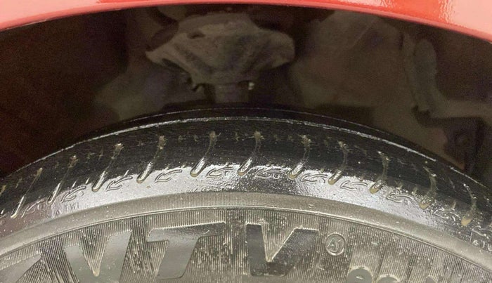 2018 Maruti Celerio ZXI AMT, CNG, Automatic, 89,660 km, Right Front Tyre Tread
