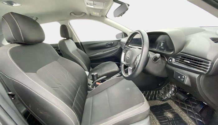 2020 Hyundai NEW I20 ASTA 1.2 AT, Petrol, Automatic, 35,948 km, Right Side Front Door Cabin