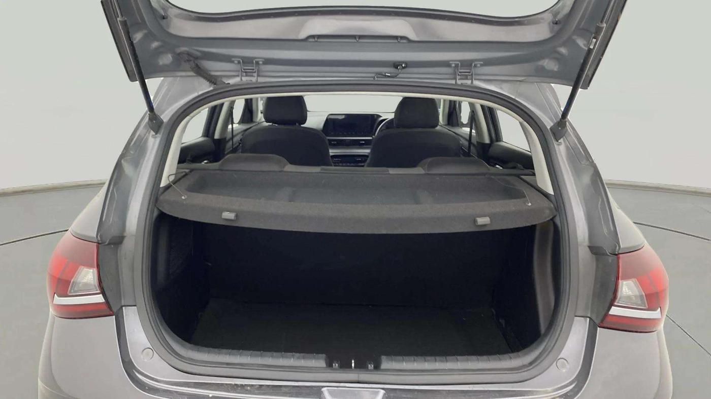 2020 Hyundai NEW I20 ASTA 1.2 AT, Petrol, Automatic, 35,948 km, Boot Open Zoomed View