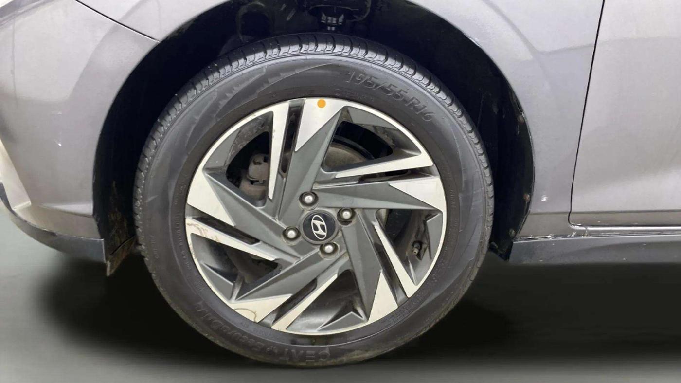 2020 Hyundai NEW I20 ASTA 1.2 AT, Petrol, Automatic, 35,948 km, Left Front Wheel