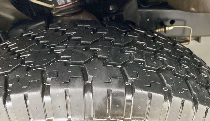 2022 Mahindra Bolero B6 (O), Diesel, Manual, 29,166 km, Left Front Tyre Tread
