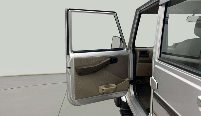 2022 Mahindra Bolero B6 (O), Diesel, Manual, 29,166 km, LHS Front Door