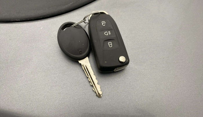 2019 Tata Tiago XZA PETROL, Petrol, Automatic, 43,483 km, Key Close Up